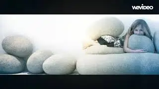 Decorate Your Bedroom with Modern Pillows