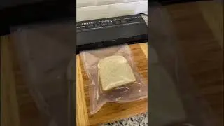 #Bread 👍 #vacuumseal #satisfying #asmr