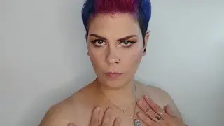 Aplicaci&oacute;n del SPRAY FIJADOR para que aguante impecable el maquillaje