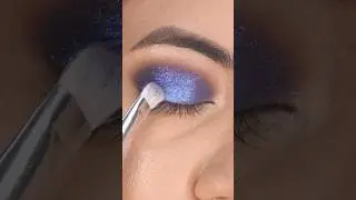 Blue glitter eye makeup tutorial💙✨ #eyemakeup #eyeshadow #makeuptutorial #makeup #makeupideas
