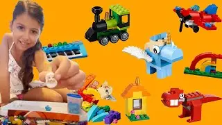 Creative Playtime: MAHTISA's Adventures with Legos and Toy Dough 🧱
