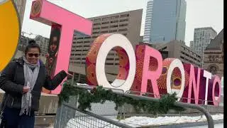 Exploring Downtown Toronto City Hall