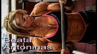 Beata Antoninas amazing muscle girl with huge biceps