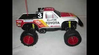 Tamiya 58086 Toyota Hi Lux Monster Racer 1990 Restoration