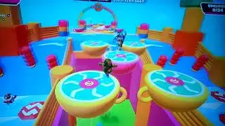 Let's play Fall Guys: Ultimate Knockout Part 54: Tea Time Round Obstacle Course Is Fun To Play On