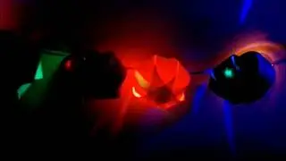 PAPER BALL GARLAND