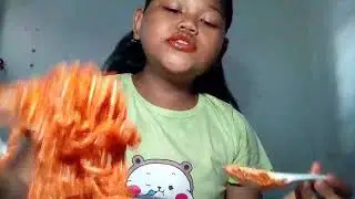 MAKAN MIE SAMYANG GA MINUM SELAMA 5MNT + TANPA EKSPRESI 😱