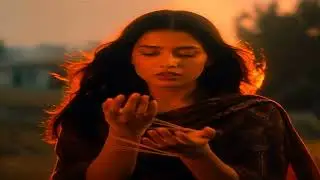 ਮੇਰੇ ਦੁਖਦੇ ਹੋੇਏ ਸੀਨੇ ਤੂੰ ਫੰਬਾ ਪਿਆਰ ਦਾ ਧਰਿਆ ।