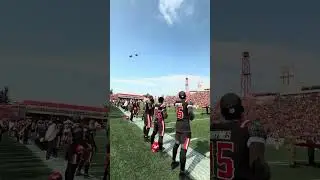 THE ICONIC LABOUR DAY FLYOVER 😍  #cfl #football #stampeders #flyover