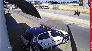Os policiais de Nova Cruz-RN estavam em ponto base na viatura e foram atingido por um ve&iacute;culo