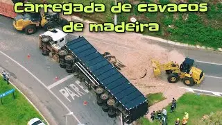 Carreta tomba na rotatória de Tatuí-SP 