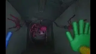 Playing as mommy long legs in project playtime