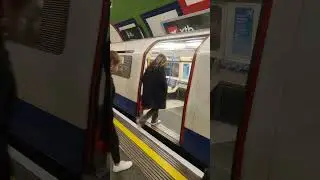 London piccadiliy Line | TFL #tfl