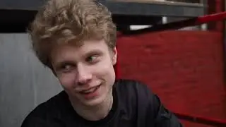 Тринити парк го Щелково оформление здания клуба художниками , документальная версия.
