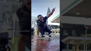 The extreme wind in #CapeTown #SouthAfrica😅? It&rsquo;s disrespectful 🤦🏾&zwj;♂️ #Wind #Hide #Laugh #Comedy