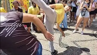 Roda de capoeira na feira hippie BH.