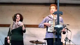 Stuttgart 21 - Sofort Baustopp! - Timo Brunke & Sarah Wegener:   