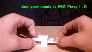 World's smallest lego candy machine (17 pieces)