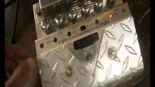 Fragile Tone's SoundRoom (Mesa Boogie V-TWIN Pedal Test Drive)
