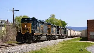 Trio of CSX SD40-3s Struggle into Hagerstown