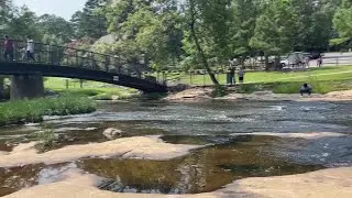 Destination Alabama: Hike up to Noccalula Falls
