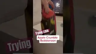 Apple Crumble Bubbleroon 🍎&hellip;quick review and demo! #lush #lushmusthaves #lushreview