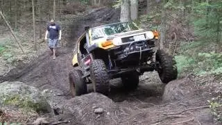 Monster Toyota FJ Cruiser EXTREME OFF-ROAD