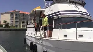 DON'T JUMP off the boat, use a loop - Gulfstar 44 MC