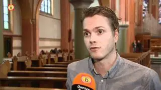 'Pastoor steelt uit huis van god''