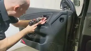 2009 Hyundai Tucson front door trim removal