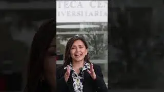 La rectora Viridiana Ayd&eacute;e Le&oacute;n Hern&aacute;ndez felicita a Gaceta UAEM y Radio UAEM
