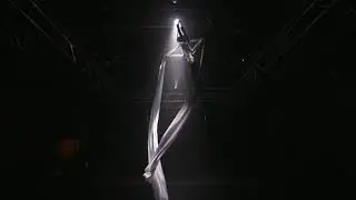 Aerial silks performance - Crazy (2wei)