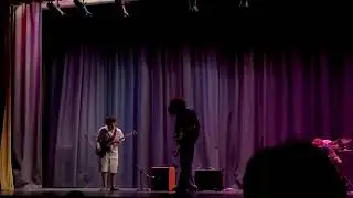 Barren Moore - Master of Puppets 9th grade 14 years old LIVE AT SCHOOL TALENT SHOW