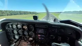 Landeanflug auf die Piste 08 in Dinslaken EDLD