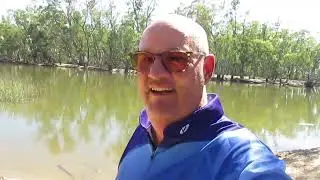 Edward River Fishing and Cooking Yabbies for the First Time