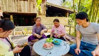 มลโชว์ฝีมือตำซั่วข้าวปุ้นผักสดเผ็ดเผ็ดกินกับครอบครัวมาแซ่บด้วยกันจ้าวันปีใหม่