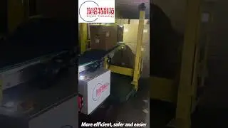 ERGs help loaders unload parcels and irregular goods easily from containers. #warehouse #loading