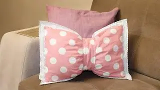 DIY Bow Pillow (Classic or with Delicate Lace Trim) // Easy Sewing Project