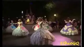 Disneyland parade 2014
