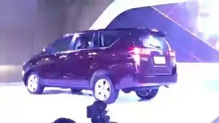 Toyota Innova Crysta 2016 : First Look : Launching