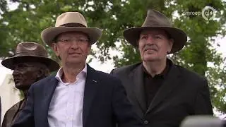 Standbeeld Normaal feestelijk onthuld