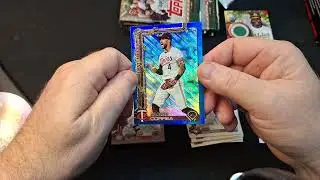 2025 Topps Holiday Series Baseball Cards - Mega Box # 18
