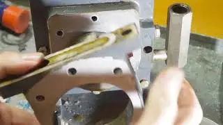 Tearing down a Welch 1400 Vacuum Pump