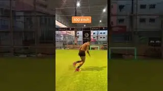 This one touch challenge at 100km/h 😳