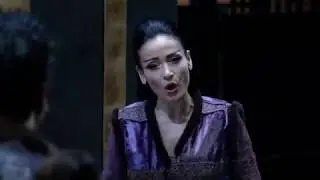 Davinia Rodr&iacute;guez sings 