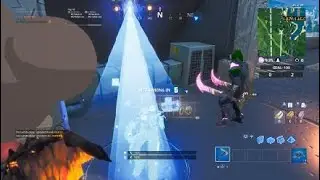 Fortnite Fortbyte #38 (Accessible with the Vendetta Outfit at the Northern Most Sky Platform)
