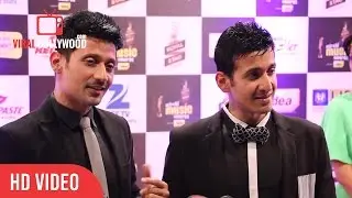 meet brothers at 8th Mirchi Music Awards 2016 | ViralBollywood Entertainment
