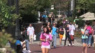 Students Flock to Classes for First Day of Fall Semester