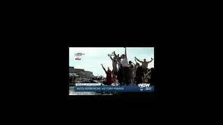 Tom Brady threw the Super Bowl Trophy from one boat to another during the parade!😱🤦&zwj;♂️