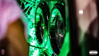 (25-45 Hz) UB40 - Kingston Town - Rebassed (TapStryker)
